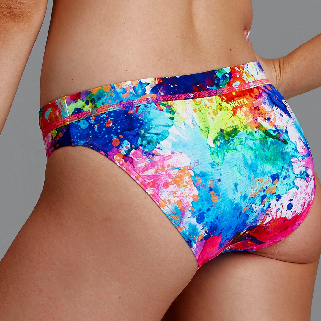 Tragebild von hinten seitlich