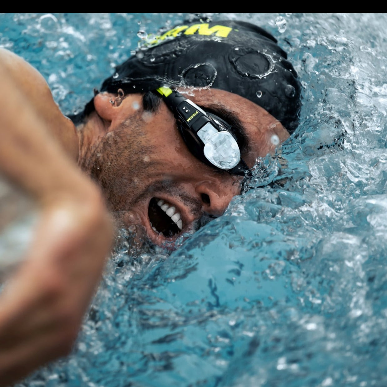 FORM Smart Swim Goggle 2