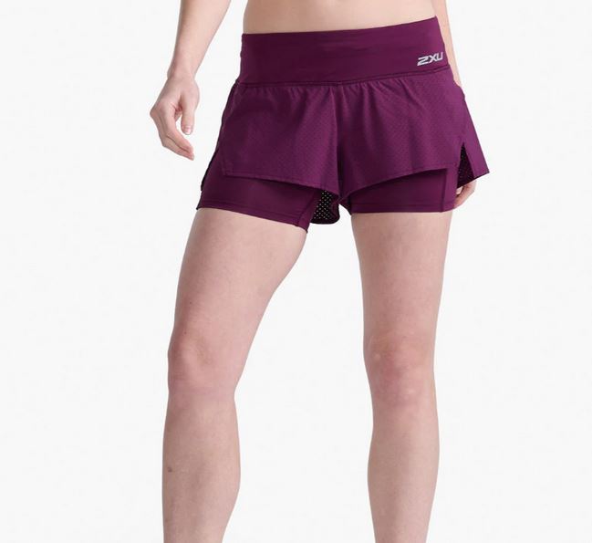 2XU Aero 2-in-1 4 Inch Shorts, Damen, Beet/Silver Reflective