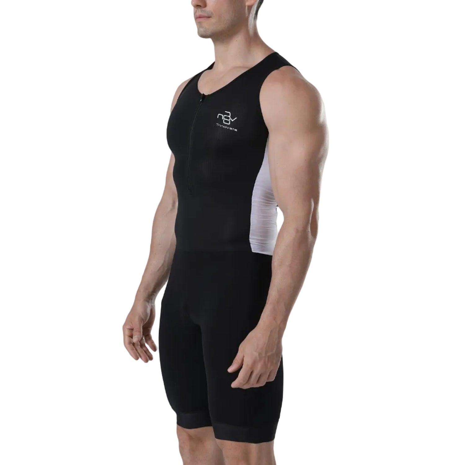 Trinovate Essential Trisuit Herren schwarz-weiß, Ansicht von der Seite am männlichen Modell