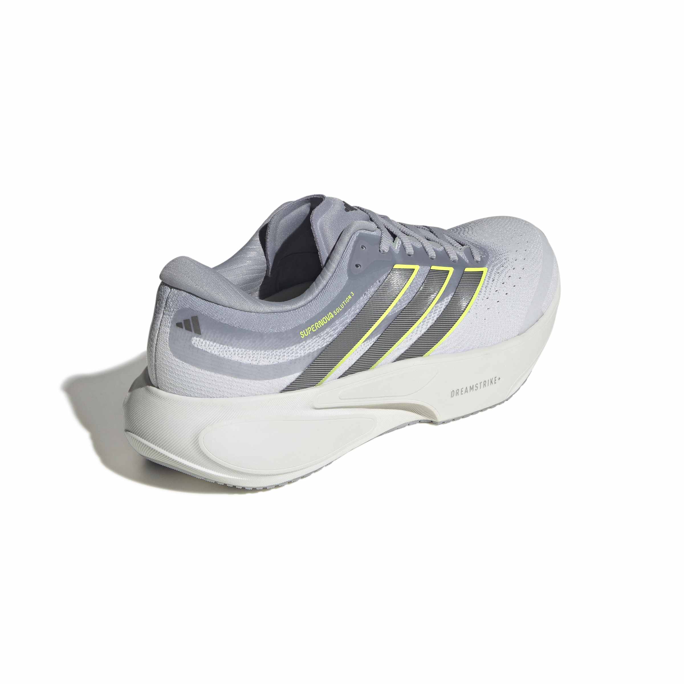 Schrägansicht rechter Schuh von hinten Außenseite
