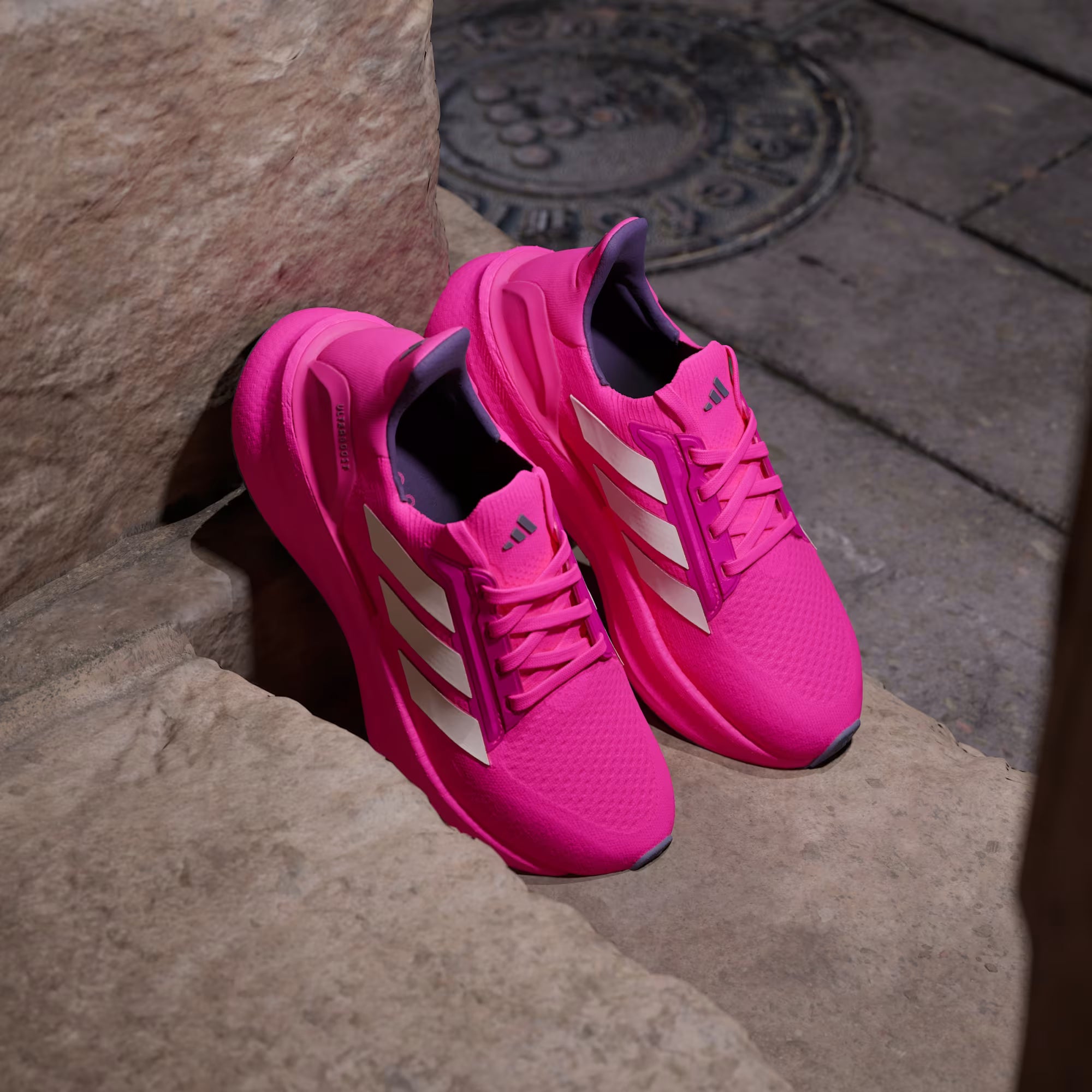 Schrägansicht beide Schuhe on vorne