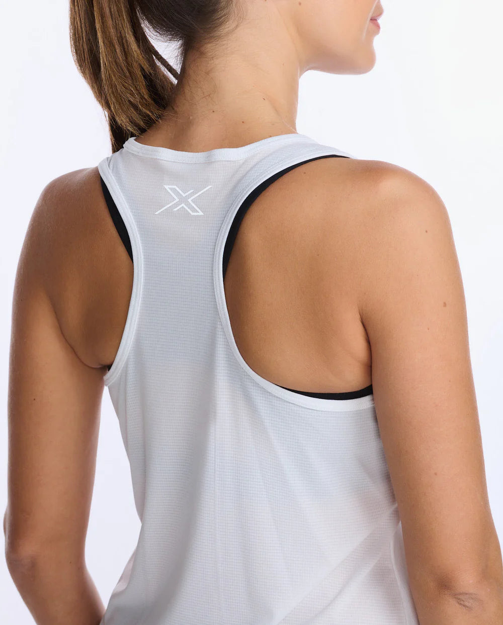 2XU Aero Singlet, Damen, White/Silver Reflective, Racerback schmal