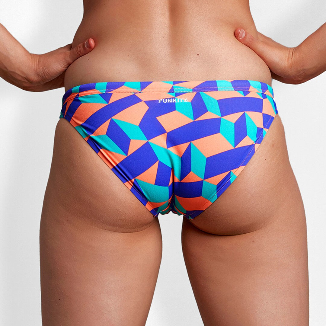 Tragebild Ansicht Badehose von hinten